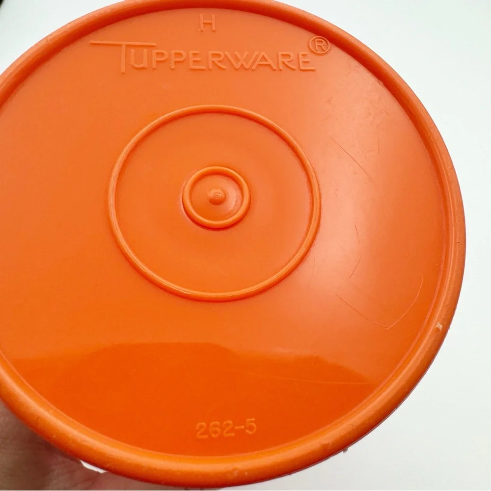 Vintage Tupperware Juice Keeper Harvest Orange 262-5